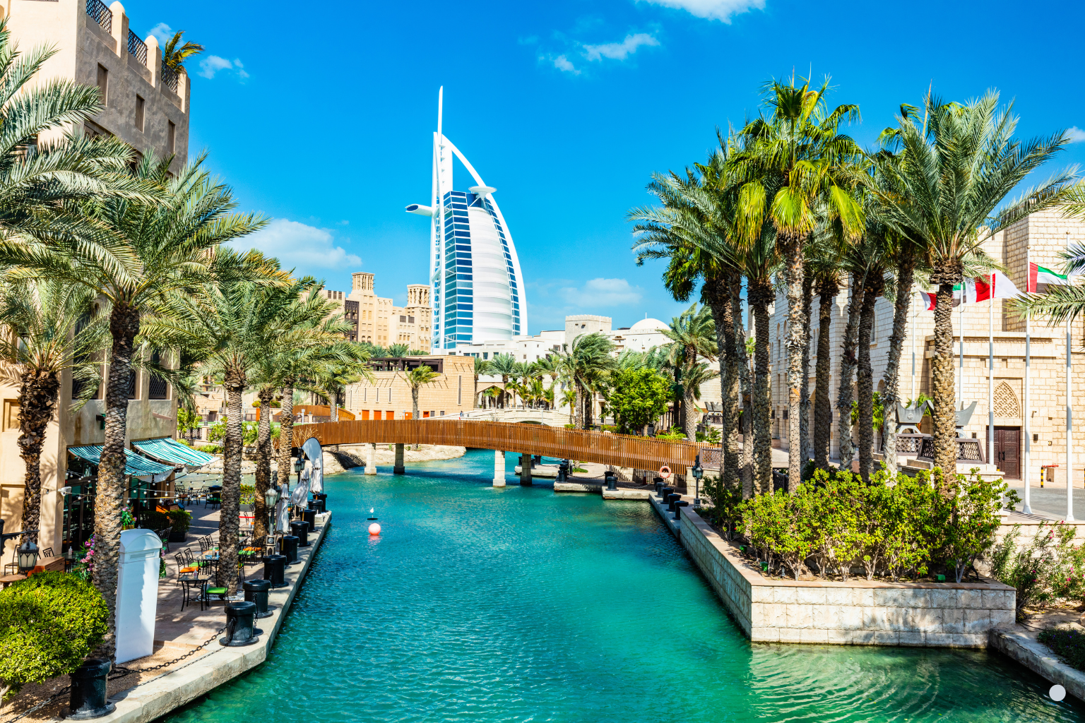 Beyond the Stay: How UAE Hotels Are Redefining Hospitality for Today’s Guests